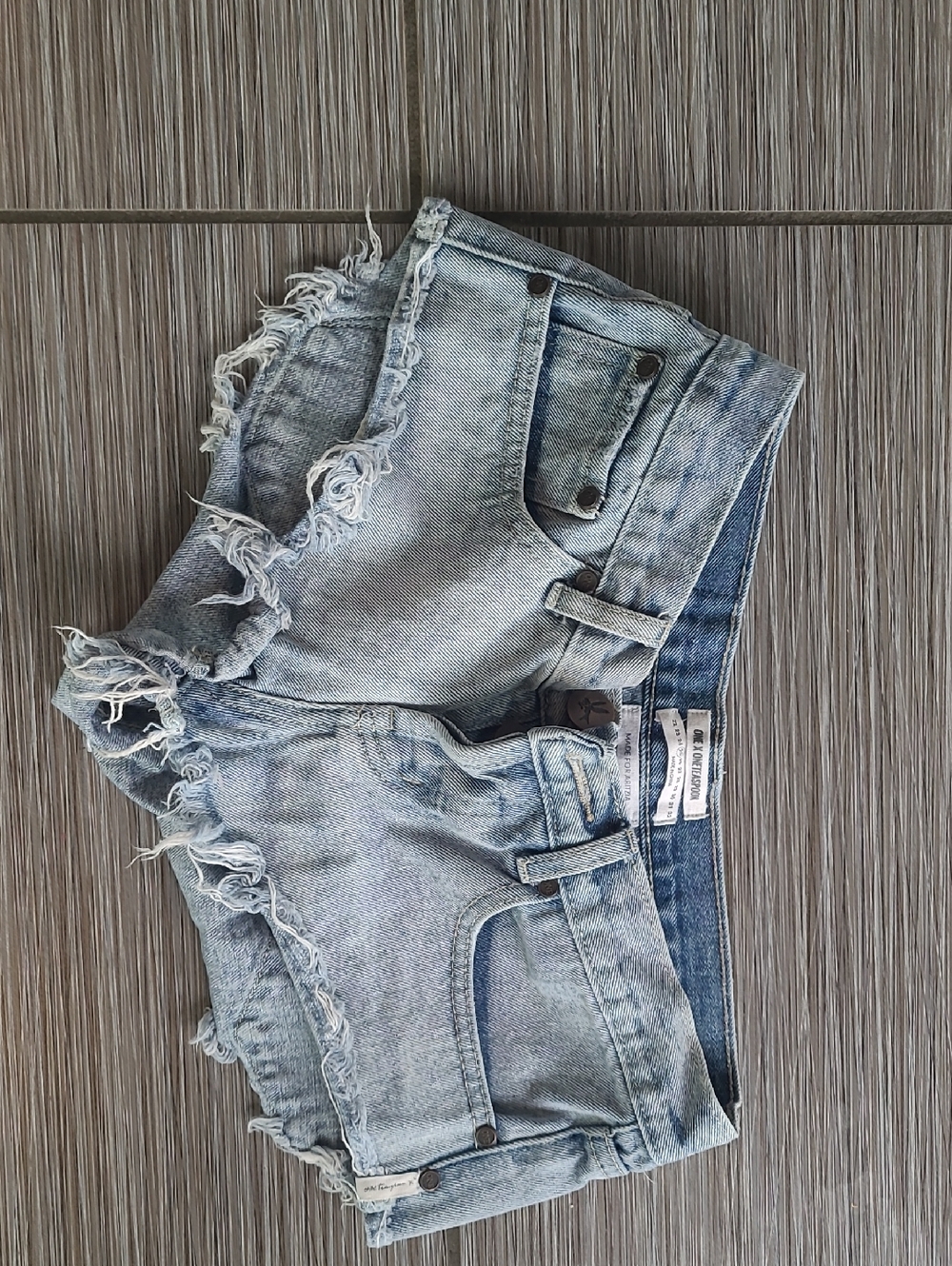 One X Oneteaspoo  Light Wash Frayed Hem Women's Denim Shorts